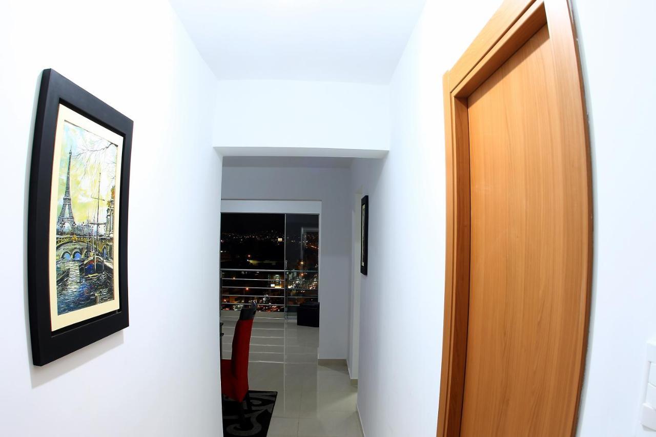 En Pleno Centro Histórico Departamento Con Hermosa Vista